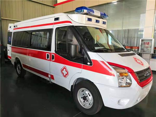 东营福特V362救护车